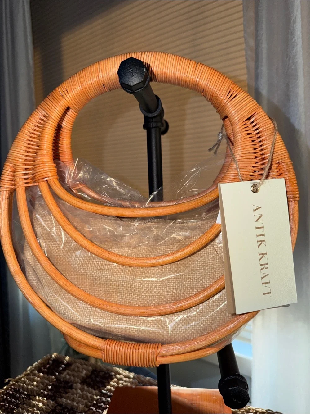 Antik Kraft Wicker Circle Handbag NWT Coral Rattan Resort Beach Bag